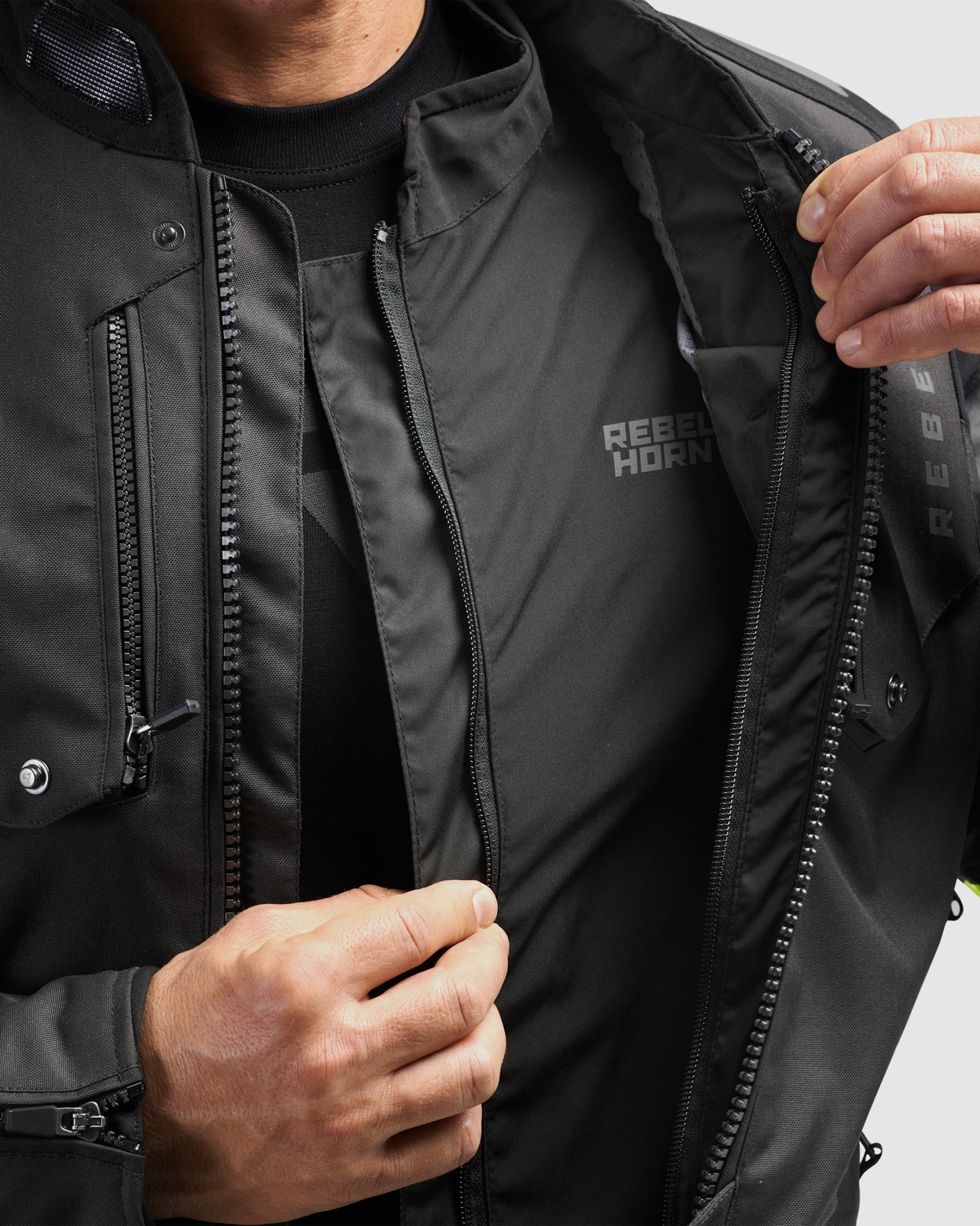 In & Out HydraShield PRO Black Membrane - Image 3